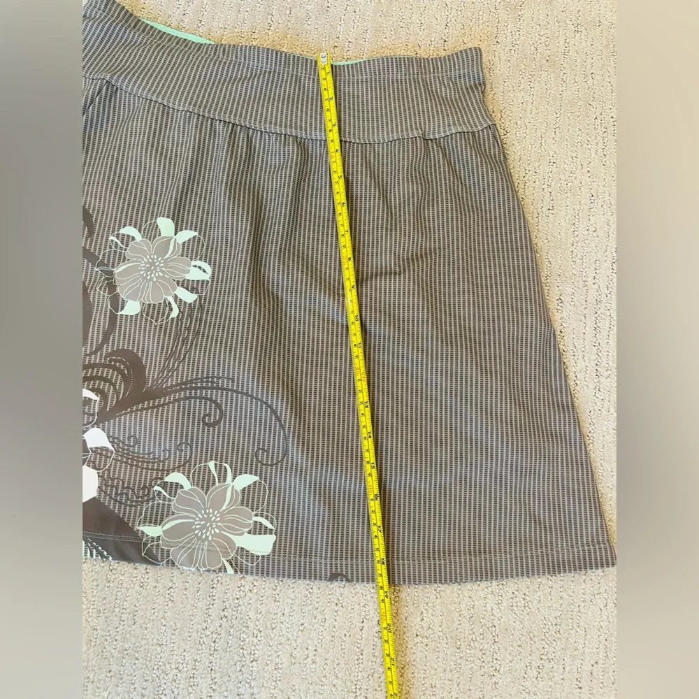 Tail Floral Taupe Teal Skort